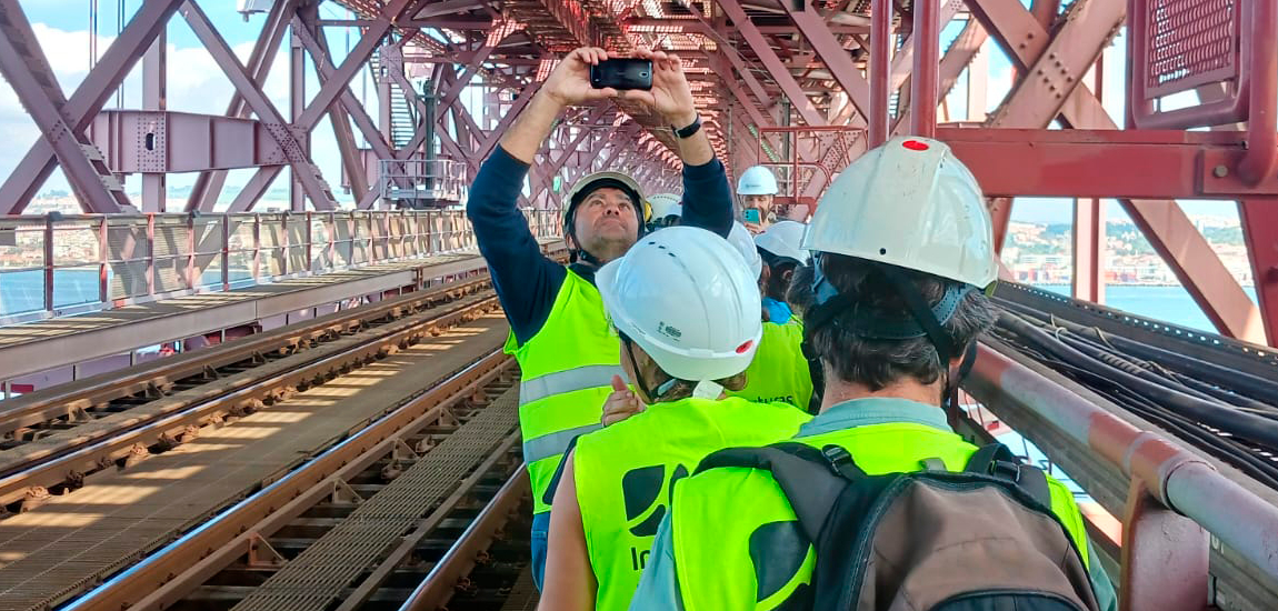 Grupo do Ciência Viva no Verão visita Ponte 25 de Abril