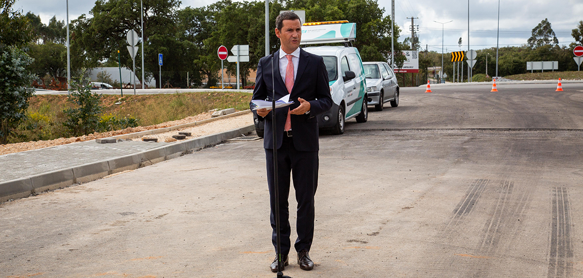 João Galamba, MI, discursa no evento