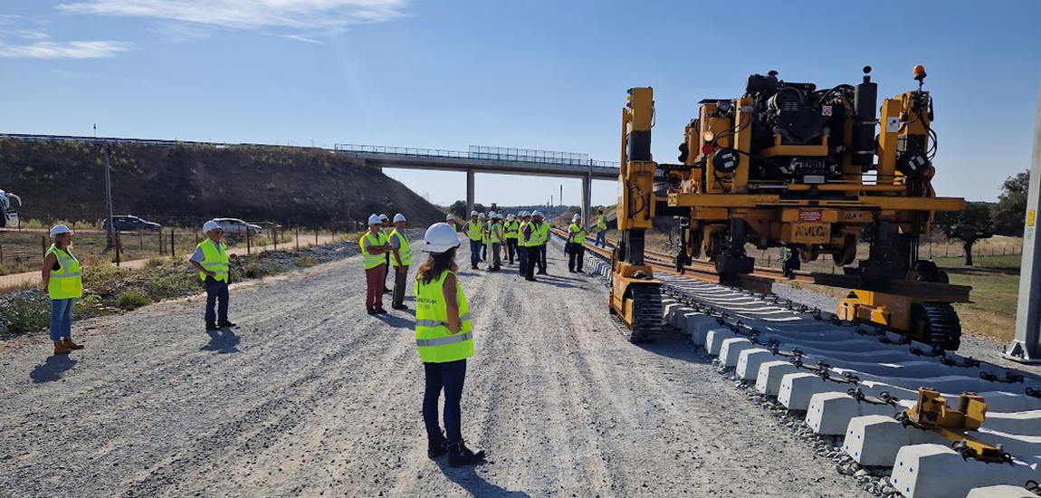 Comissão da Ordem dos Engenheiros visita trabalhos da nova Linha de Évora