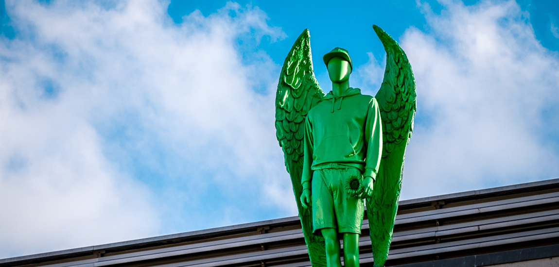 Estação do Cais do Sodré recebe Escultura de um Anjo, da autoria de Superlinox: fotografia 1