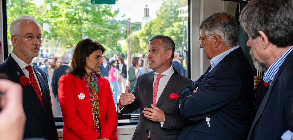 Praça 25 de Abril inaugurada em Coimbra no âmbito das obras do Metrobus