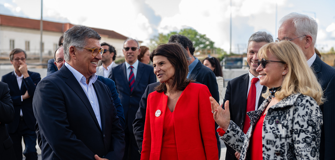 Praça 25 de Abril inaugurada em Coimbra no âmbito das obras do Metrobus